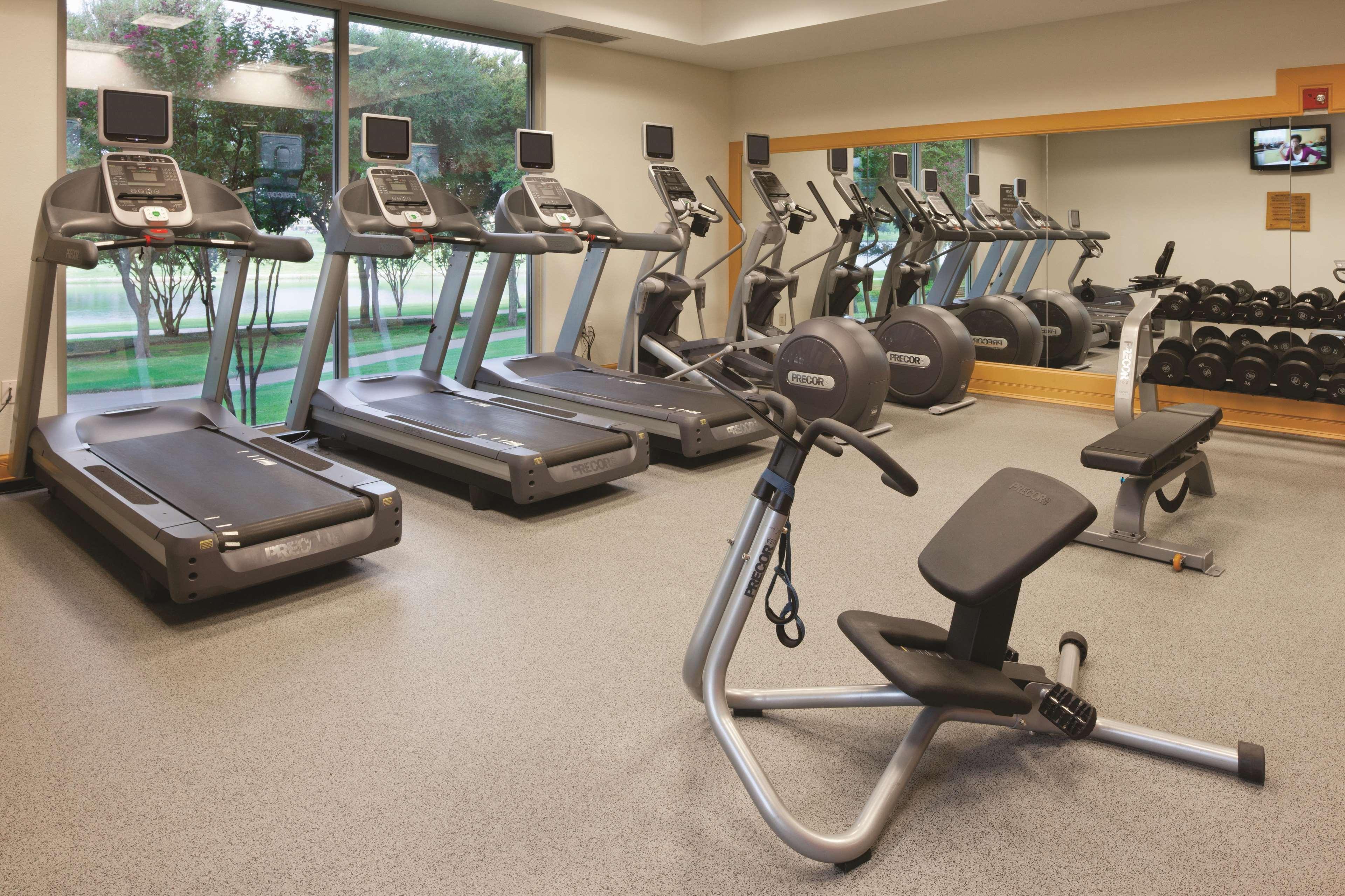 Doubletree By Hilton Dallas-Farmers Branch Eksteriør billede