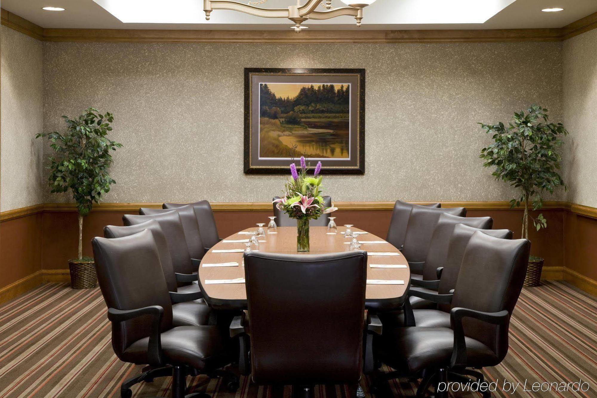 Doubletree By Hilton Dallas-Farmers Branch Eksteriør billede